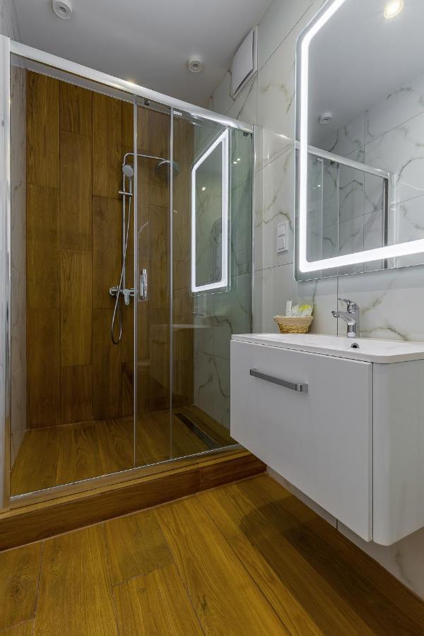 Boutique Hotel Французький Квартал Kiev Ngoại thất bức ảnh