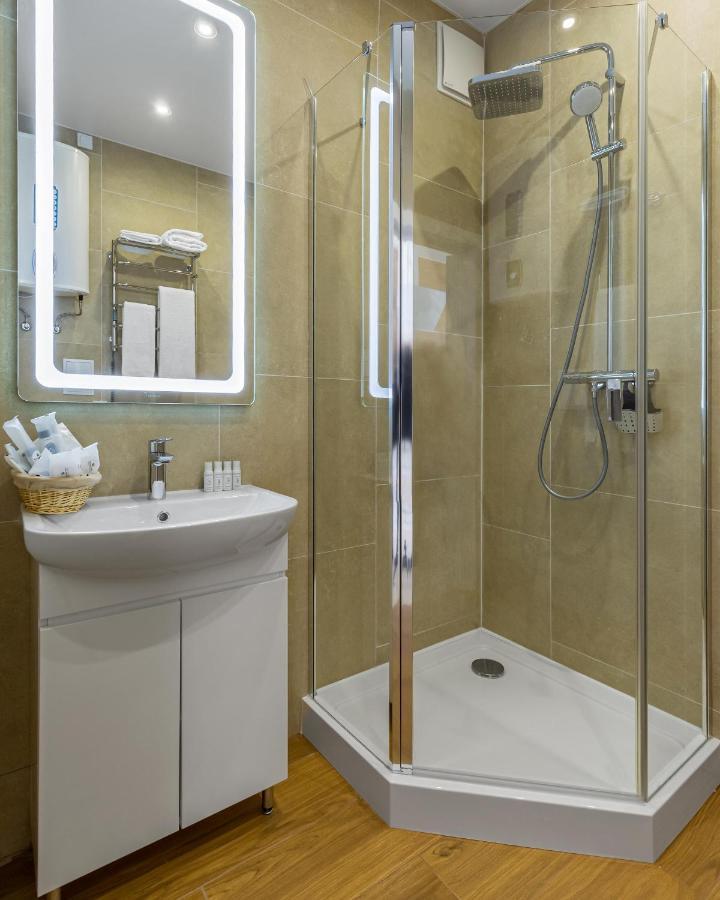 Boutique Hotel Французький Квартал Kiev Ngoại thất bức ảnh